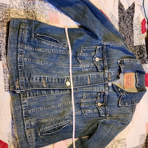 womans levis  jacket Denim - Levi's Women's Blue Denim Jacket